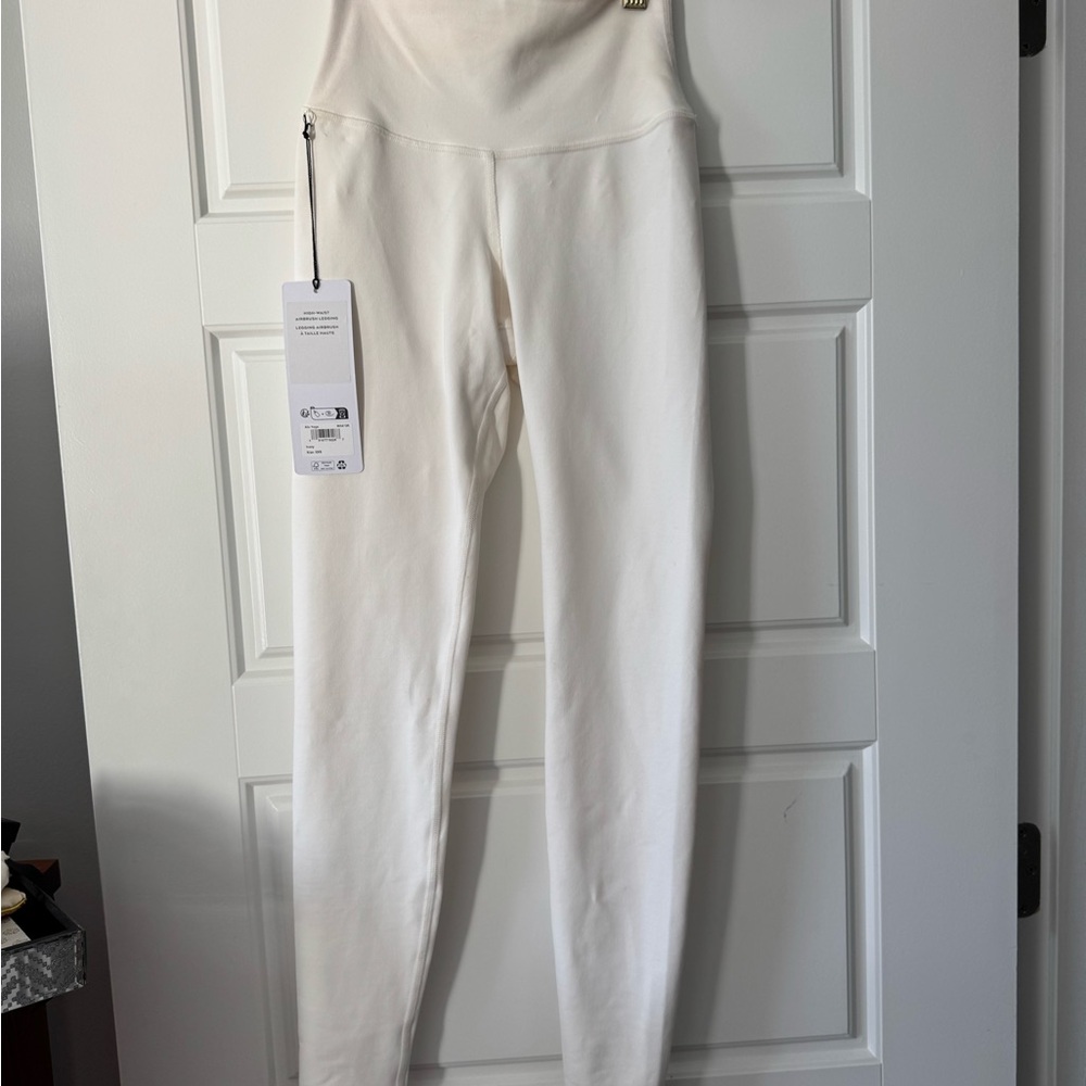 Alo High-Waisted Ivory 7/8 Leggings